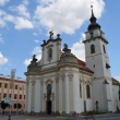 D�stojn� c�rkevn� poh�eb v kostele He�man�v M�stec s ulo�en�m do hrobu na m�stn�m h�bitov�. Doprava zesnul�ho z Chrudimi  cena od 14 400 K�